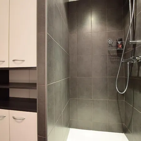 Casa de Férias In Florenville With Garden