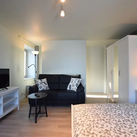 Casa de Férias In Florenville With Garden Chassepierre