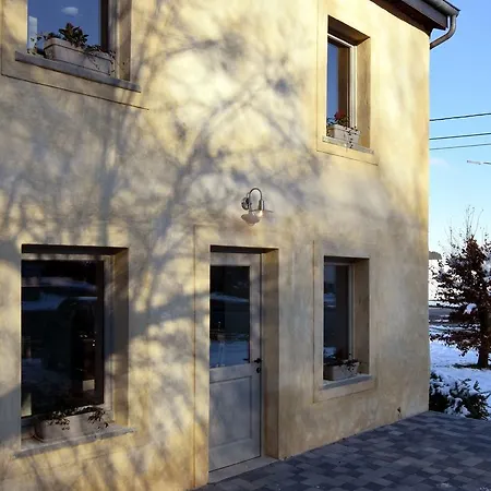 Modern In Florenville With Garden * Chassepierre