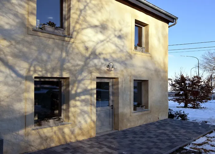 Ferienhaus In Florenville With Garden