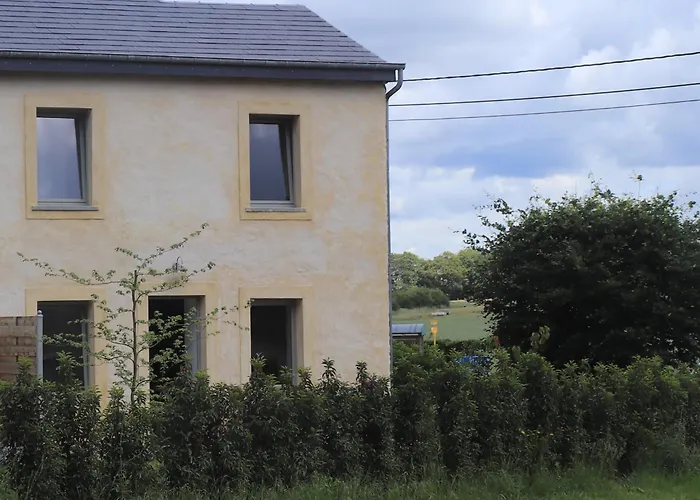 Ferienhaus In Florenville With Garden *